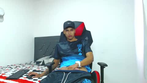 cristian online show from March 12, 1:28 pm