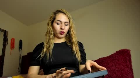 Cristin online show from April 7, 12:22 am