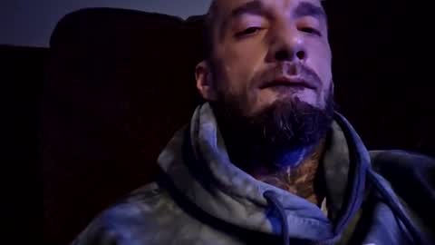 Snapshot of cristo8inch chatting on November 6, 1:39 am cristo8inch online show from November 6, 1:39 am