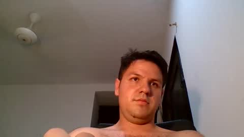 Snapshot of cristopher3042 chatting on May 20, 12:50 am cristopher3042 online show from May 20, 12:50 am