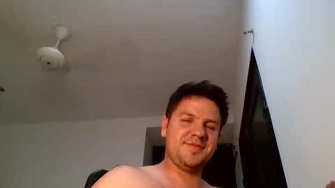 Snapshot of cristopher3042 chatting on May 26, 12:06 am cristopher3042 online show from May 26, 12:06 am