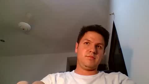 Snapshot of cristopher3042 chatting on May 27, 5:04 am cristopher3042 online show from May 27, 5:04 am