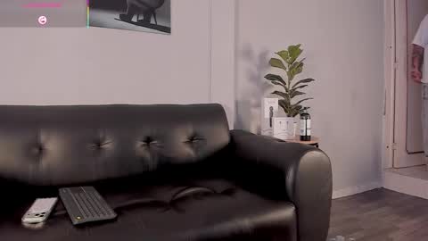 Cristopher online show from March 28, 2:05 pm