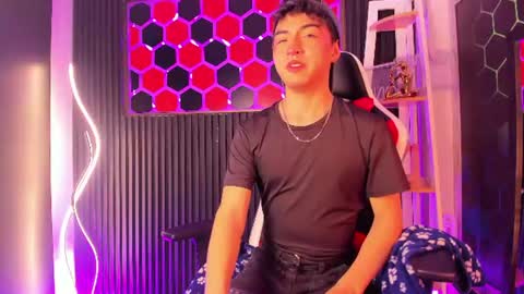 Cristopher  online show from June 29, 8:31 pm