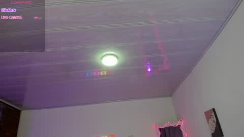 cristy_tay online show from April 1, 11:33 am