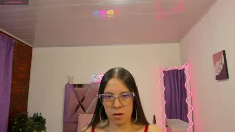 cristy_tay online show from April 16, 11:33 am
