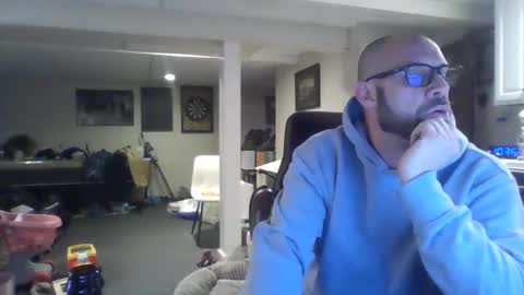 billybasement online show from April 25, 2:36 am