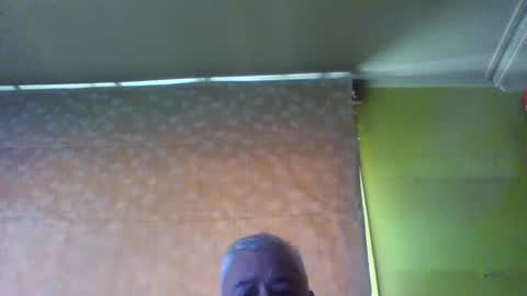 crmperez online show from December 6, 5:22 pm