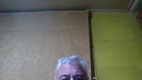 crmperez online show from October 8, 2:09 am