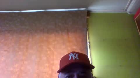 crmperez online show from December 3, 7:12 pm