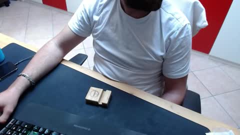 crocken_bisc online show from April 29, 3:05 pm