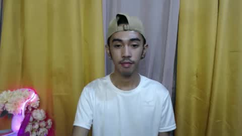 crocodale online show from April 2, 5:21 pm