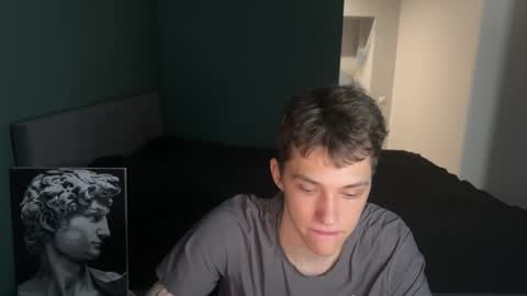 Snapshot of cronck52 chatting on December 13, 9:31 pm cronck52 online show from December 13, 9:31 pm