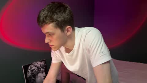 cronck52 online show from April 4, 4:00 am