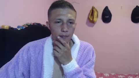 cronos_hot_888 online show from February 25, 2:59 pm