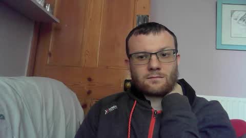 Snapshot of cropper4fun chatting on September 27, 1:27 pm Cropper online show from September 27, 1:27 pm