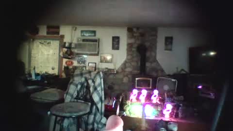 Snapshot of crosscountrydude chatting on May 16, 10:36 am Crossdrsr19 online show from May 16, 10:36 am