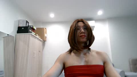 Snapshot of crossdresseranna chatting on July 8, 3:55 am Anna online show from July 8, 3:55 am
