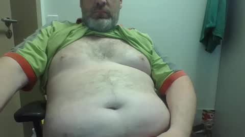 Snapshot of crouch1 chatting on May 7, 9:25 am Crouch1 online show from May 7, 9:25 am