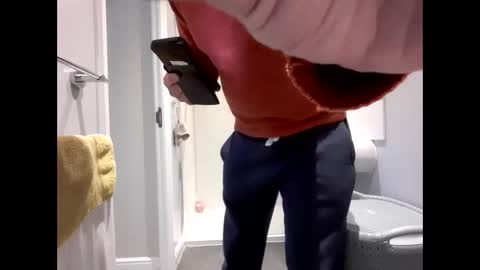 Snapshot of croup45 chatting on February 27, 10:26 am croup45 online show from February 27, 10:26 am