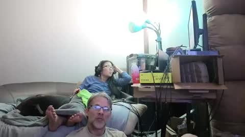 Crownandkat online show from February 4, 9:31 pm