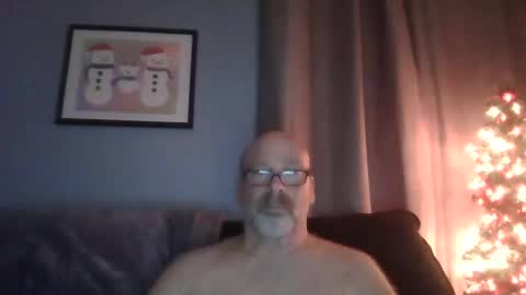 fun guy online show from January 18, 3:10 am