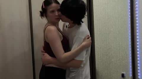 Snapshot of crybabyvital chatting on June 1, 9:05 pm crybabyvital online show from June 1, 9:05 pm