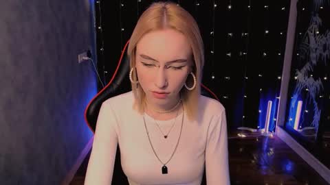 crybambi online show from February 17, 8:33 am