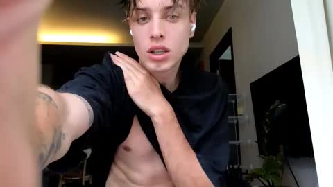 Lin inst lingoodyy online show from November 22, 4:55 am