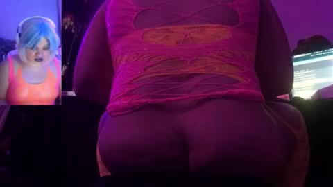 ChrysiCreambunnmommy online show from November 8, 12:11 am