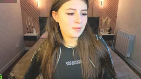 Crystal  Lacee online show from May 17, 12:52 am