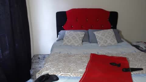   Crystal  Milf online show from January 14, 6:24 pm