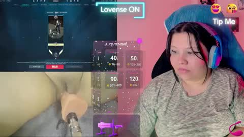 Snapshot of crystal_velvet01 chatting on January 15, 7:37 am crystal online show from January 15, 7:37 am