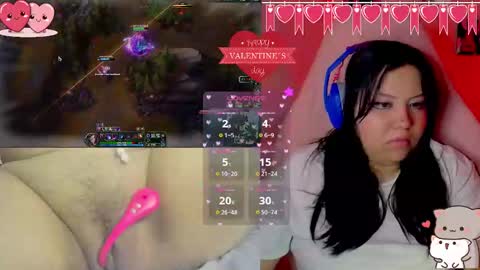 Snapshot of crystal_velvet01 chatting on February 14, 4:47 am crystal online show from February 14, 4:47 am