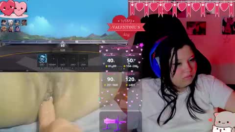 Snapshot of crystal_velvet01 chatting on February 15, 6:12 am crystal online show from February 15, 6:12 am