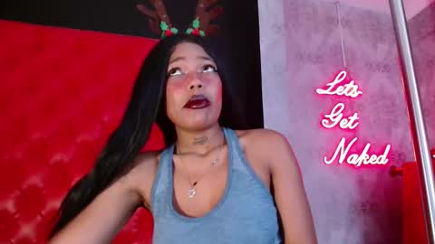 Crystal online show from December 22, 8:39 pm