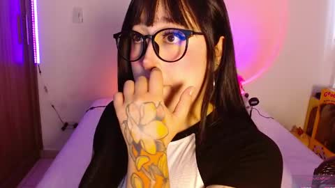 Olivia  online show from March 27, 1:11 pm