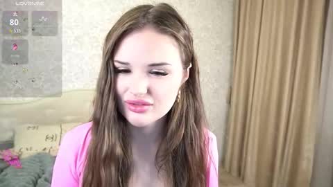 Snapshot of crystall_bliss chatting on November 22, 2:49 pm Nika online show from November 22, 2:49 pm