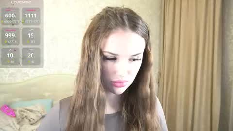 Snapshot of crystall_bliss chatting on November 30, 2:43 pm Nika online show from November 30, 2:43 pm