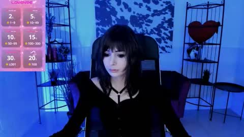 crystallbloom online show from October 11, 1:49 am