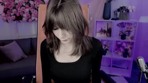 crystallbloom online show from February 23, 1:08 pm