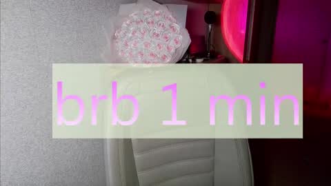 Snapshot of crystallkris chatting on December 12, 3:10 am Kristina online show from December 12, 3:10 am