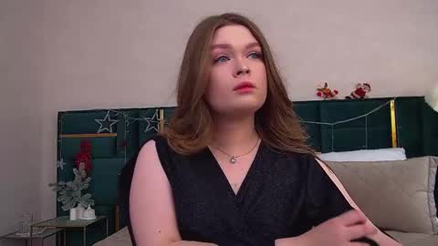 Crystal online show from December 22, 6:27 pm