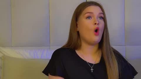 Crystal online show from March 3, 6:25 pm