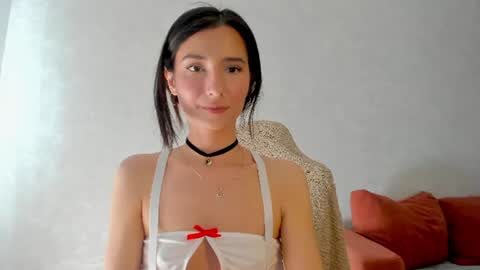 Snapshot of crystalnut chatting on June 29, 2:51 am Maria online show from June 29, 2:51 am