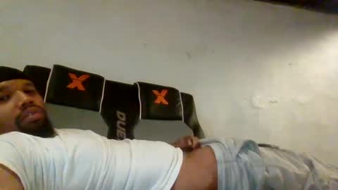 Snapshot of crystalxdic229 chatting on June 15, 12:18 pm crystalxdic229 online show from June 15, 12:18 pm