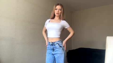 Jesi online show from April 6, 4:10 am