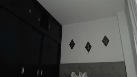 Snapshot of crysttalcandy chatting on October 31, 6:31 pm crysttalcandy online show from October 31, 6:31 pm