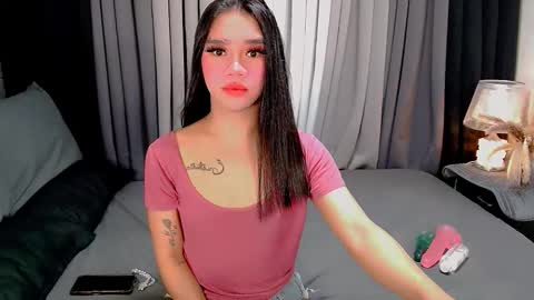 bea takashi  online show from November 9, 9:18 am