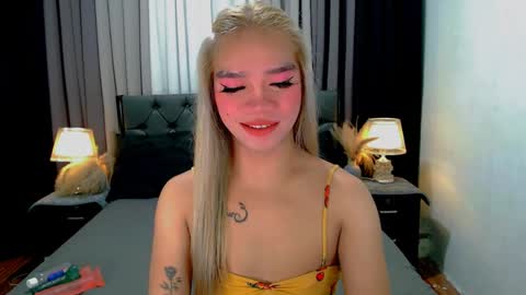 bea takashi  online show from April 2, 9:07 am